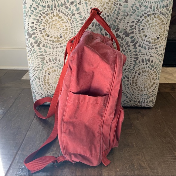 Fjallraven Kanken Backpack - Picture 10 of 14
